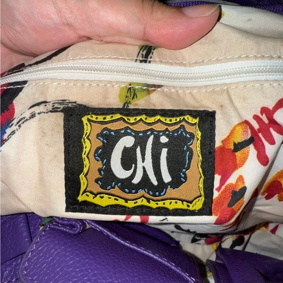 Elegant Purple Leather Tote Handbag with Gathered Detail - Picture 6 of 9